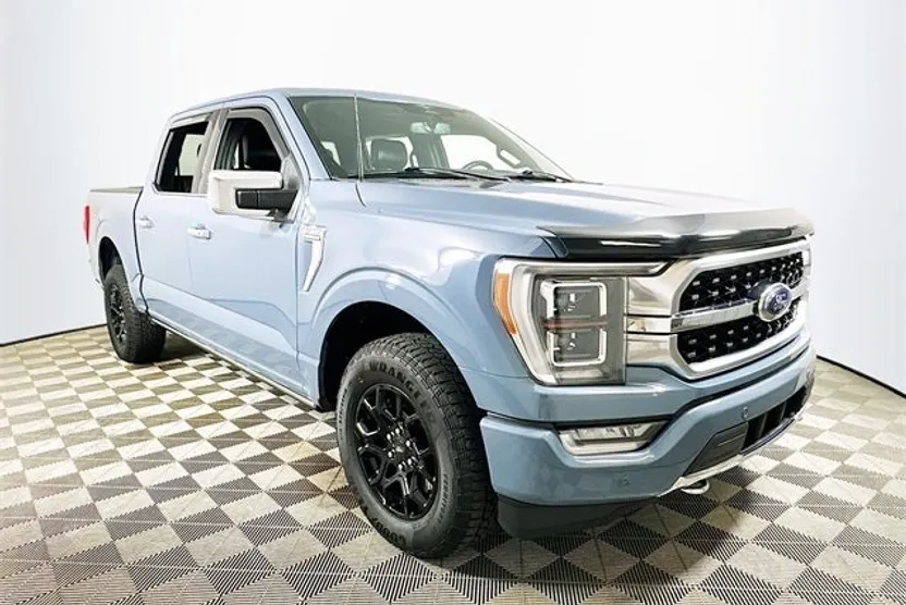2023 Ford F-150 Platinum photo 1
