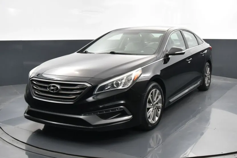2017 Hyundai Sonata Sport photo 1