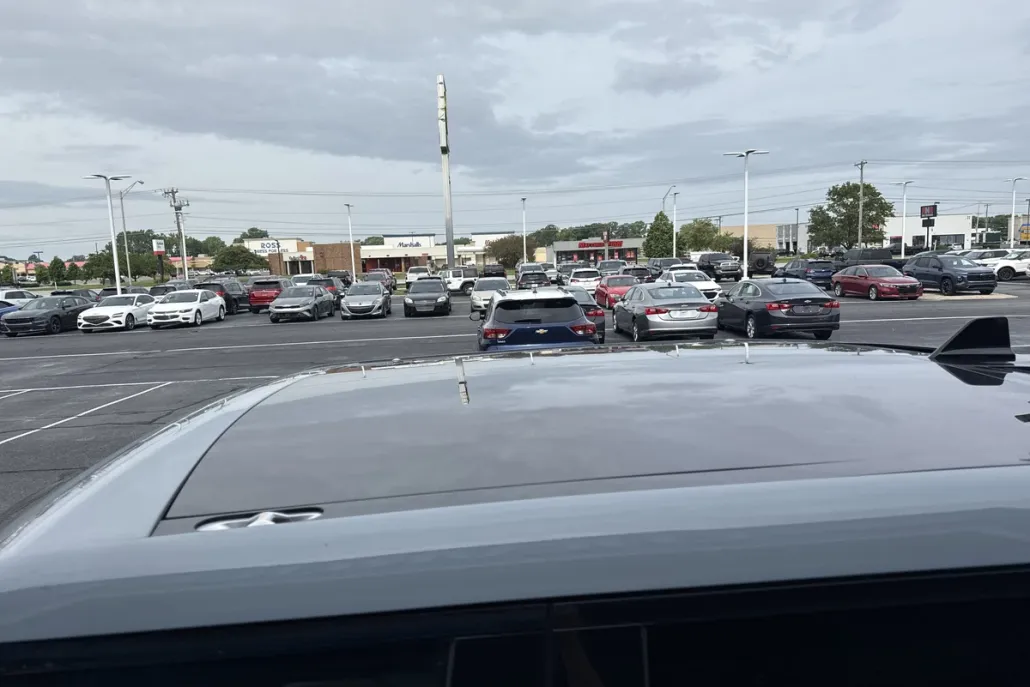 2022 Rivian R1T Adventure photo 1