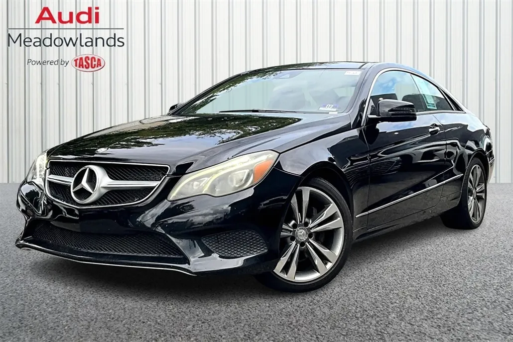 2016 Mercedes Benz E 400 4MATIC photo 1