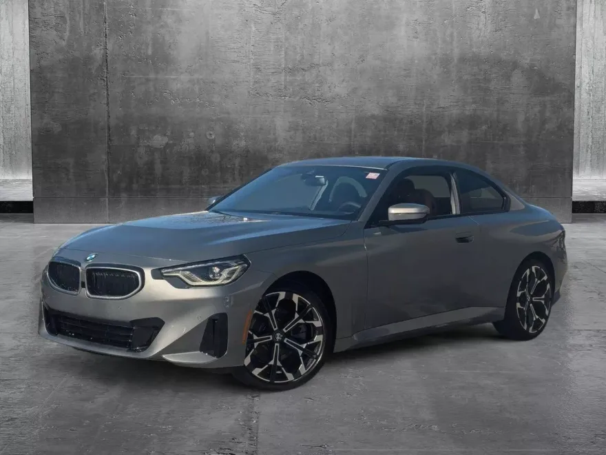 2025 Bmw 230i xDrive photo 1