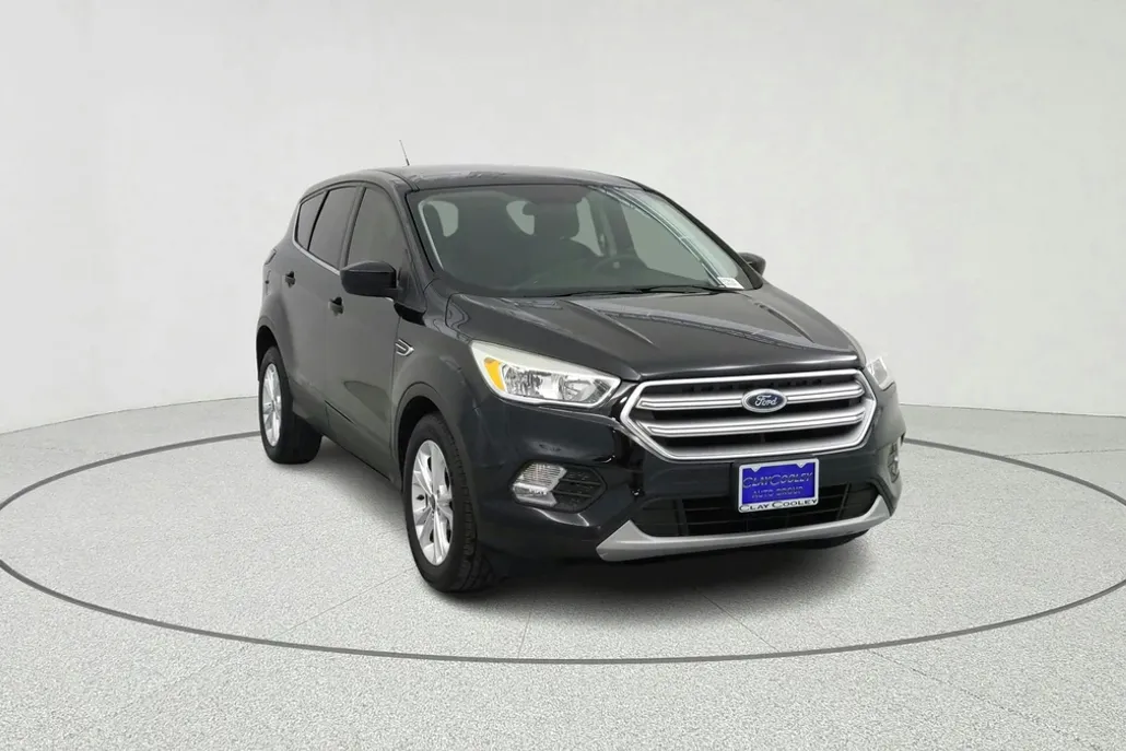 2017 Ford Escape SE photo 1