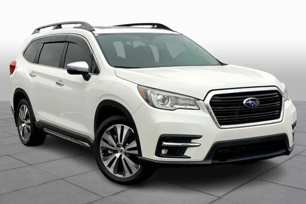 2021 Subaru Ascent Touring photo 1