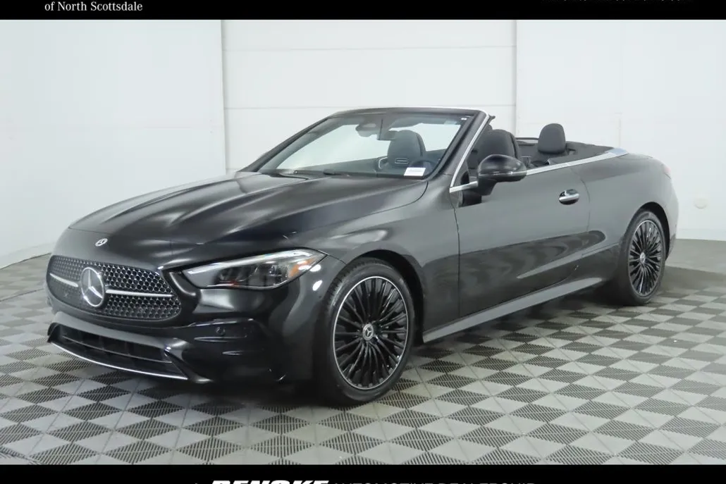 2025 Mercedes Benz CLE 300 4MATIC Cabriolet photo 1