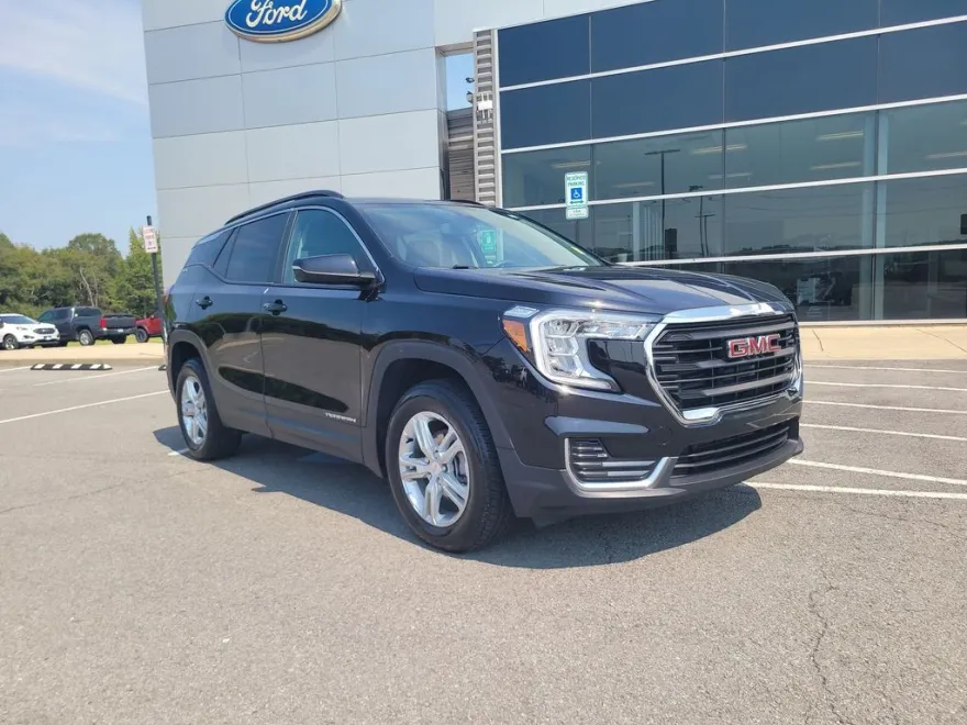 2023 Gmc Terrain SLE photo 1