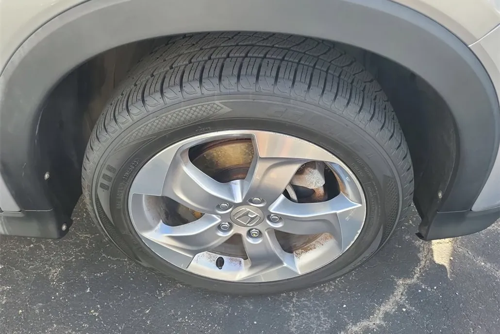 2017 Honda HR-V EX-L photo 1