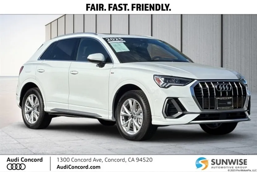 2025 Audi Q3 S line Premium Plus photo 1