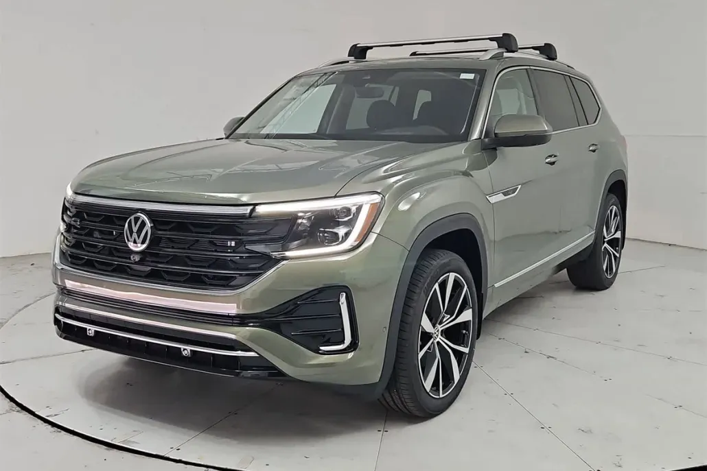 2025 Volkswagen Atlas SEL Premium R-Line photo 1