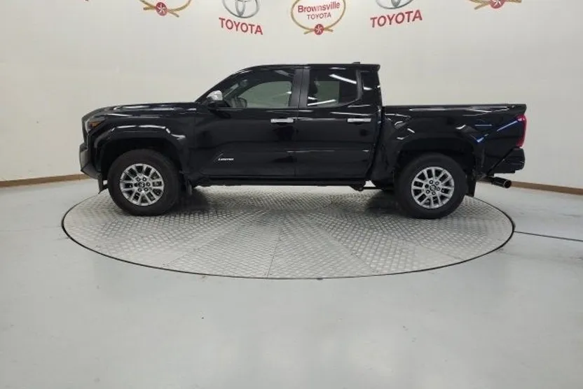 2024 Toyota Tacoma 4x4 Limited photo 1