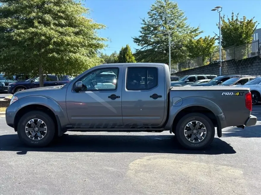 2019 Nissan Frontier PRO-4X photo 1