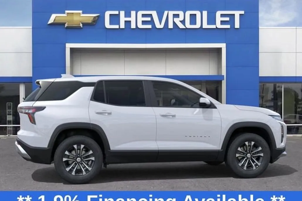 2026 Chevrolet Equinox LT photo 1