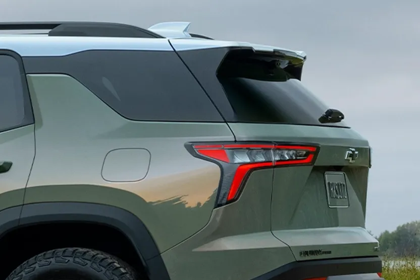 2025 Chevrolet Equinox LT photo 1