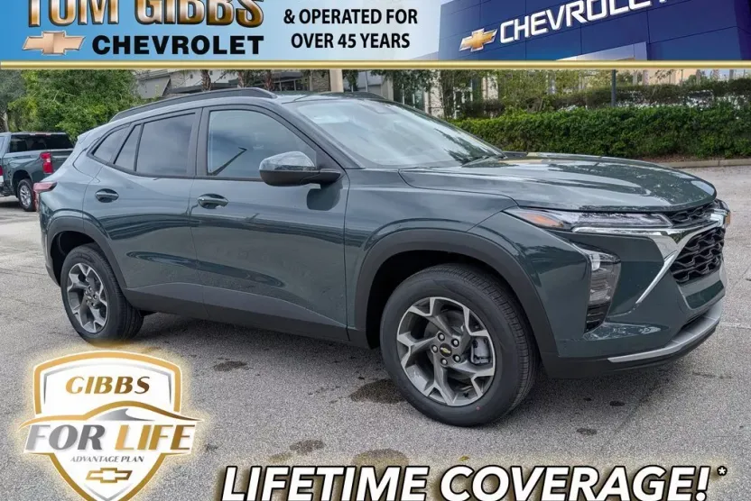 2026 Chevrolet Trax LT photo 1