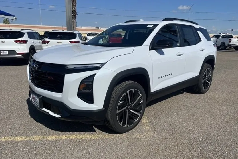 2026 Chevrolet Equinox RS photo 1