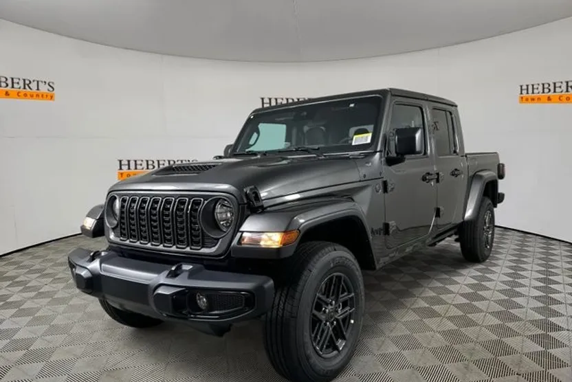 2025 Jeep Gladiator Sport S photo 1
