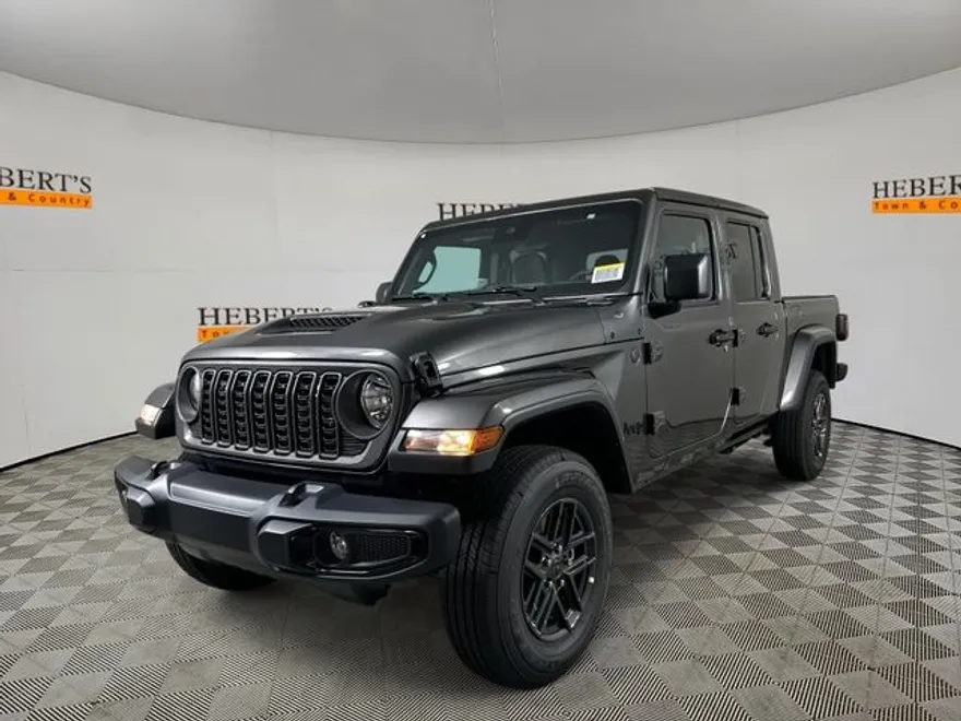 2025 Jeep Gladiator Sport S photo 1