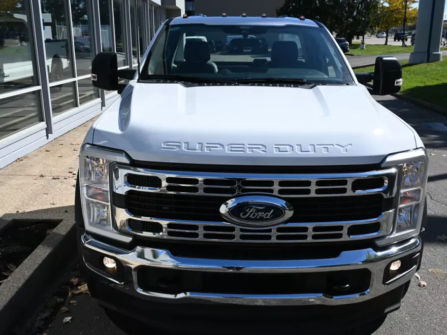 2026 Ford F-450 XL photo 1