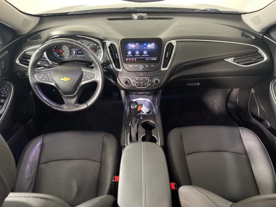 2019 Chevrolet Malibu 1LT photo 1