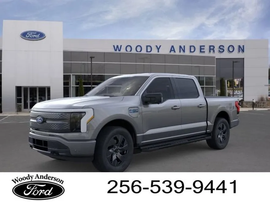 2025 Ford F-150 Lightning photo 1