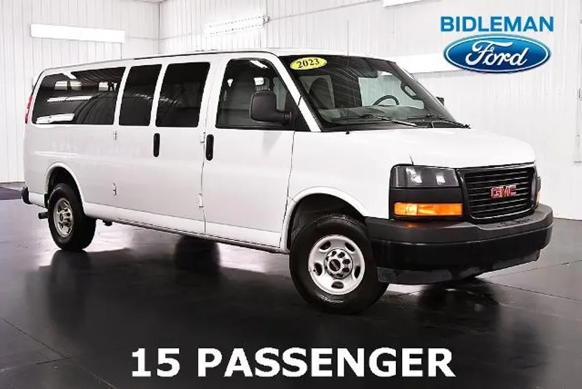2023 Gmc Savana 3500 LS photo 1