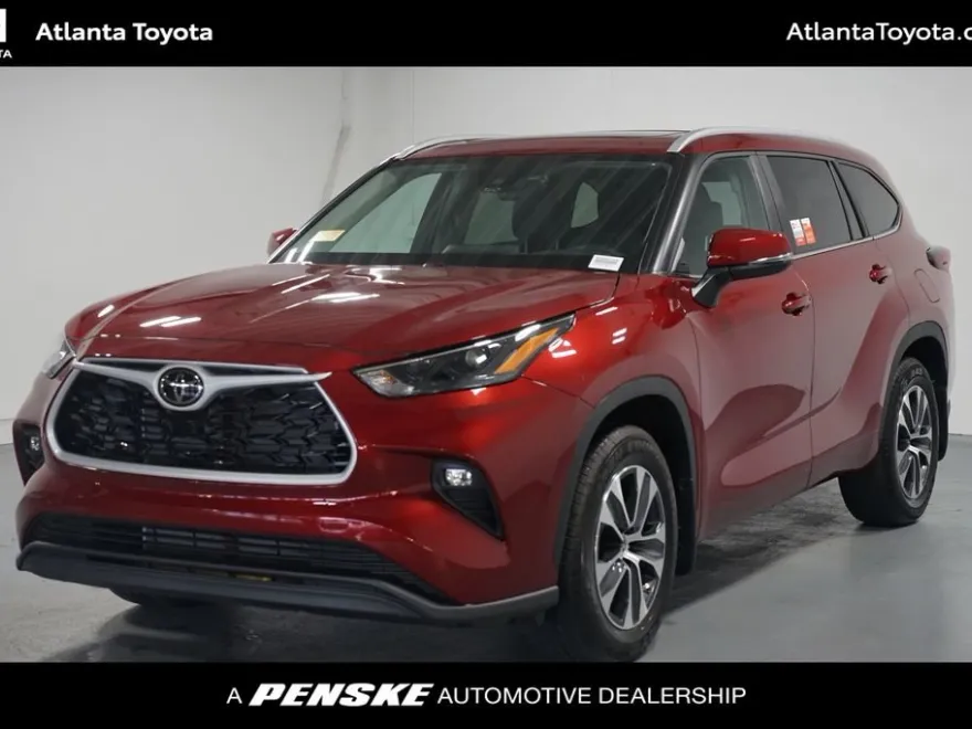 2025 Toyota Highlander XLE Limited photo 1