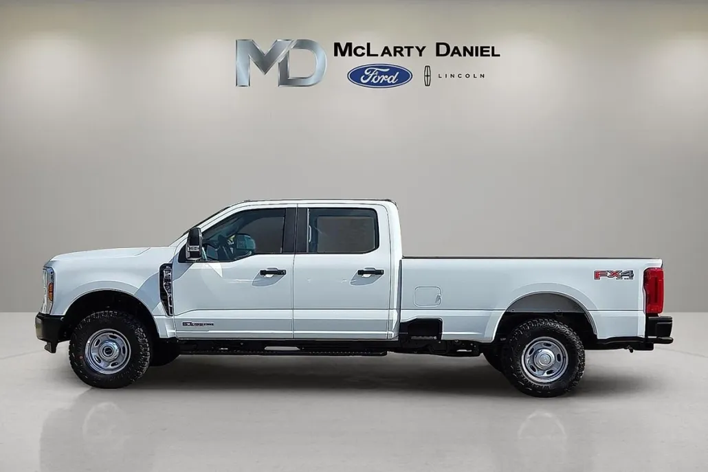 2026 Ford F-250 photo 1