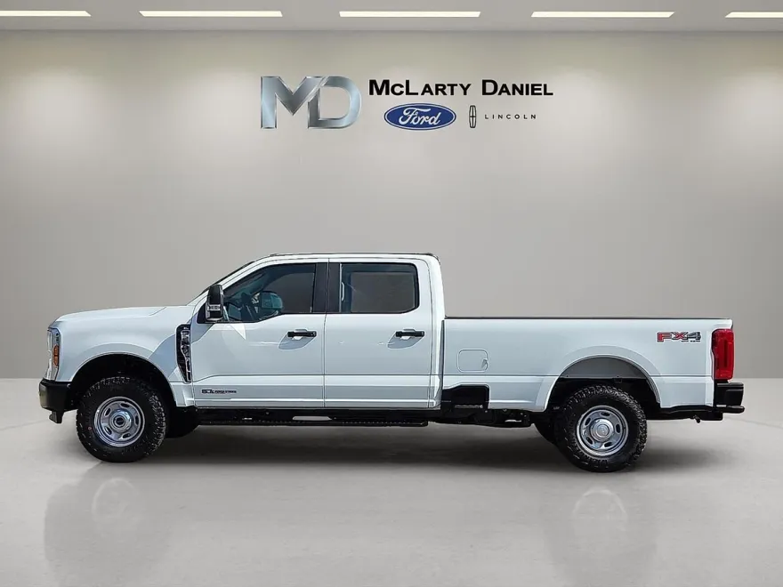 2026 Ford F-250 photo 1