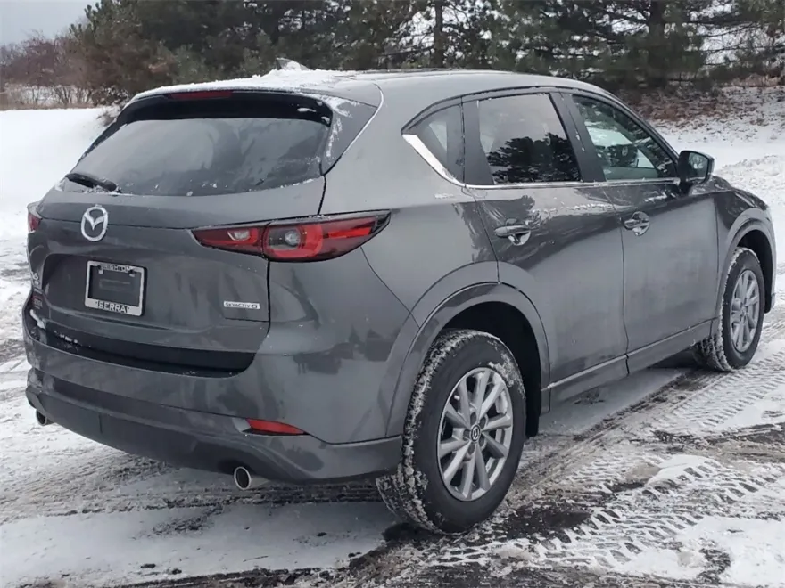2025 Mazda CX-5 2.5 S Preferred photo 1