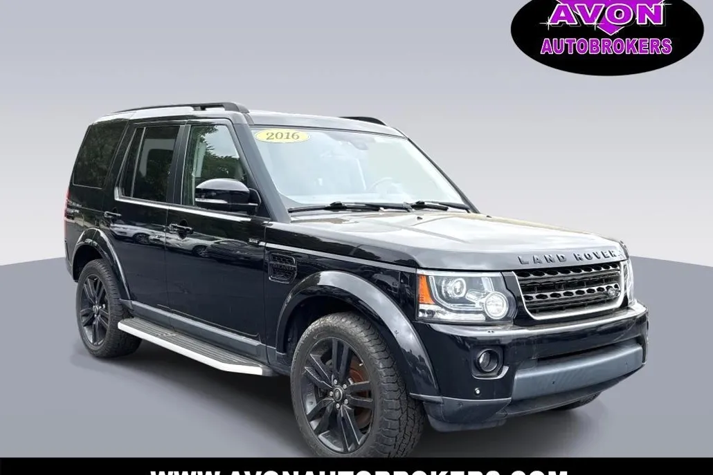 2016 Land Rover LR4 HSE LUX photo 1
