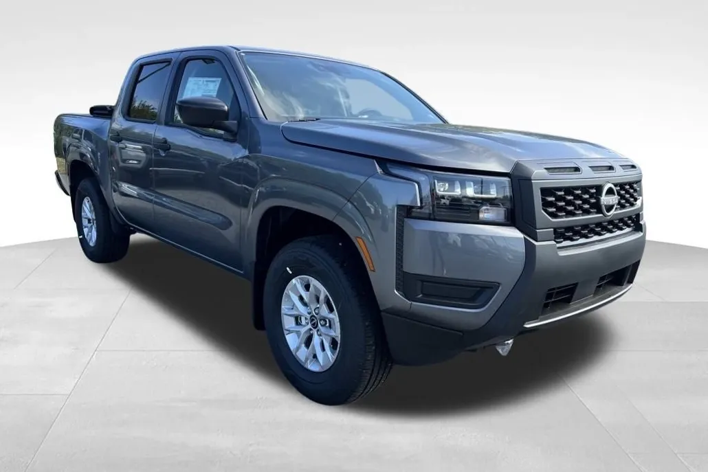 2026 Nissan Frontier Crew Cab S photo 1