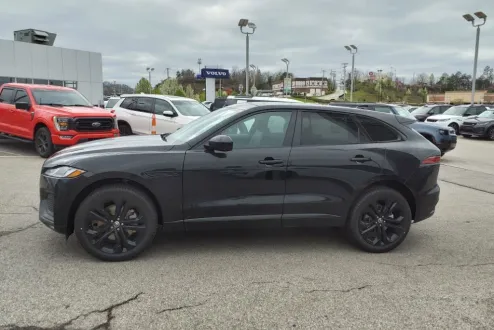 2026 Jaguar F-PACE P250 R-Dynamic S photo 2