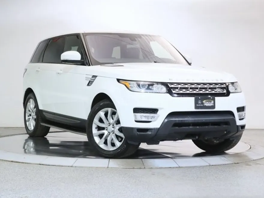 2016 Land Rover Range Rover HSE photo 1
