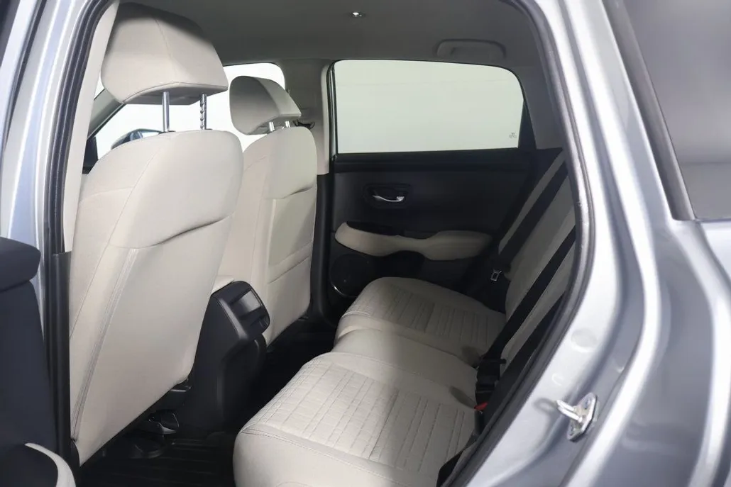 2026 Honda HR-V LX photo 1