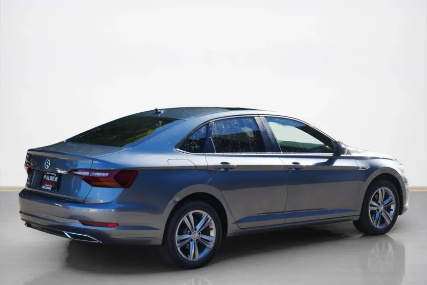 2019 Volkswagen Jetta SE R-Line photo 1