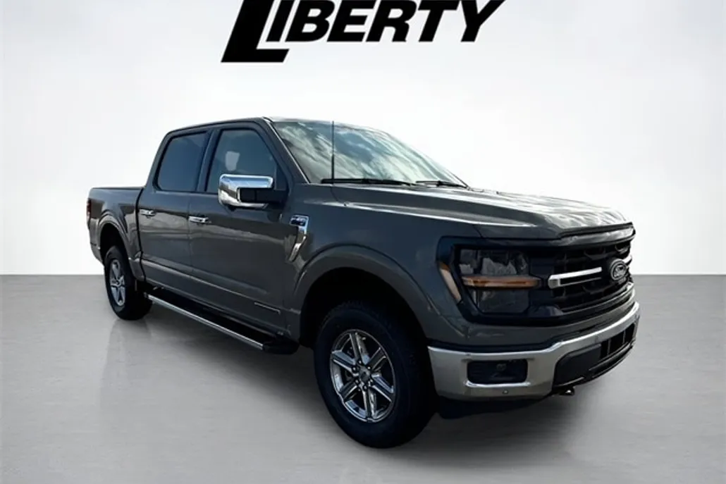 2025 Ford F-150 XLT photo 1