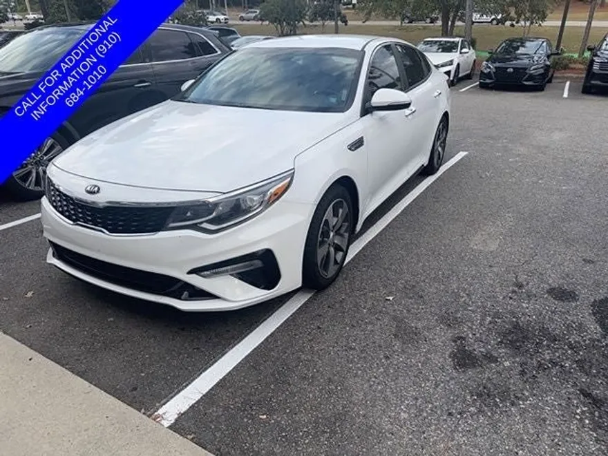 2020 Kia Optima S photo 1