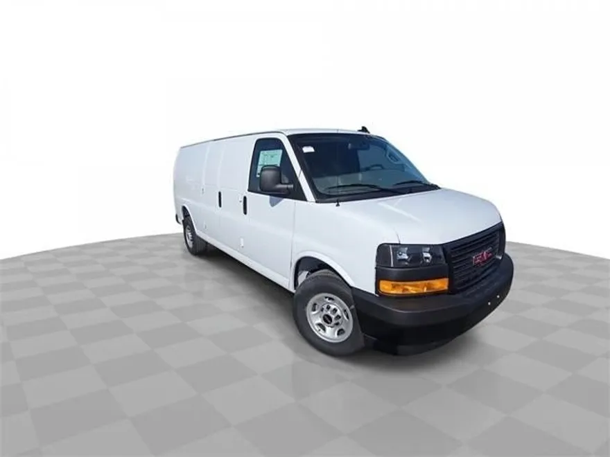 2025 Gmc Savana Cargo 3500 photo 1
