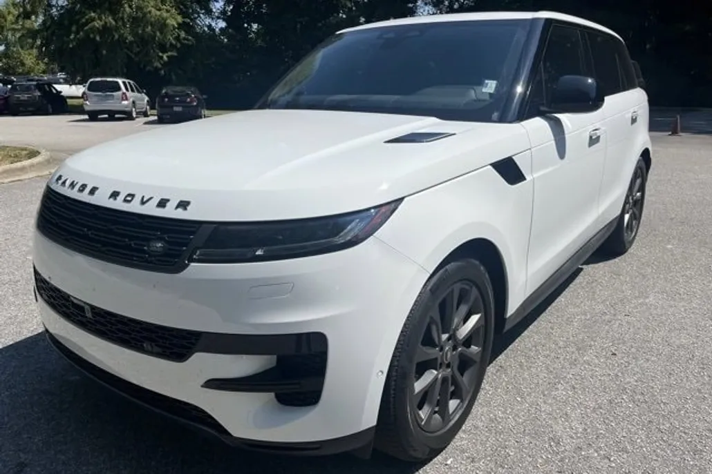 2025 Land Rover Range Rover Sport P360 S photo 1