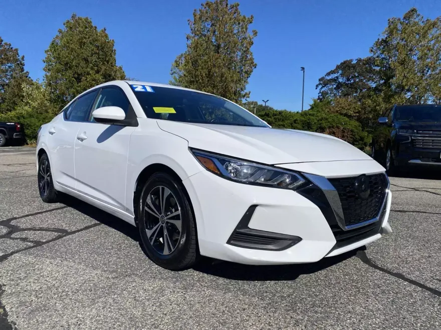2021 Nissan Sentra SV photo 1
