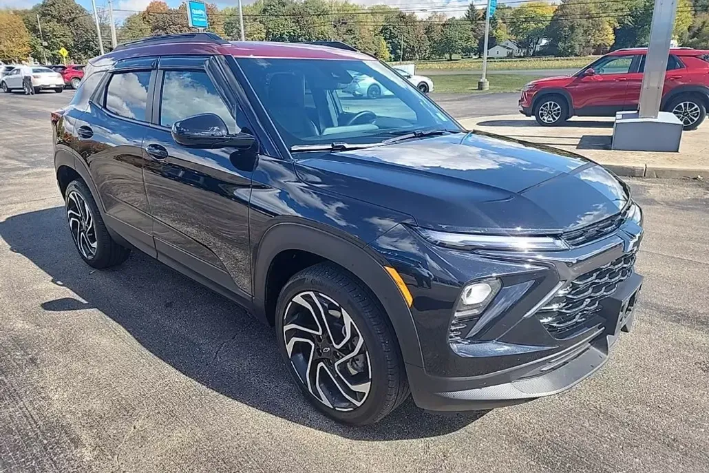 2025 Chevrolet Trailblazer RS photo 1