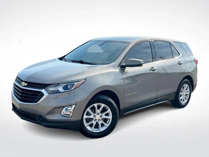 2019 Chevrolet Equinox LT photo 1