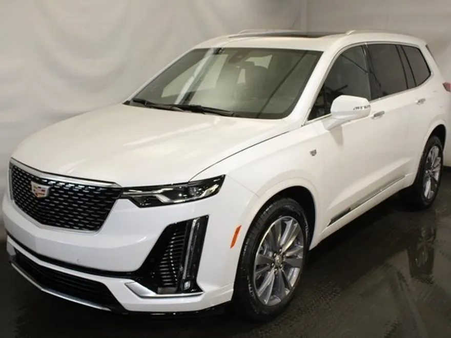 2025 Cadillac XT6 Premium Luxury photo 1