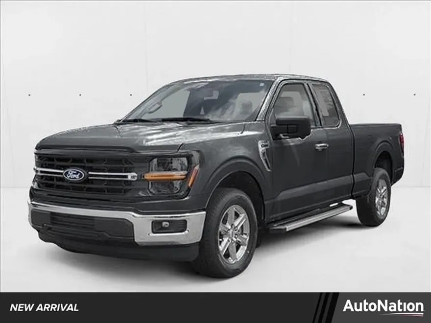 2025 Ford F-150 XLT photo 1