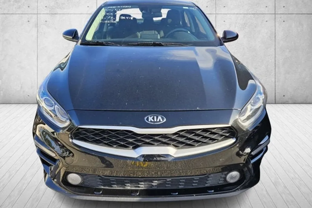 2021 Kia Forte LXS photo 1