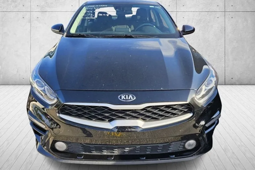2021 Kia Forte LXS photo 1