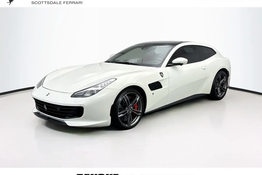 2020 Ferrari GTC4Lusso photo 1