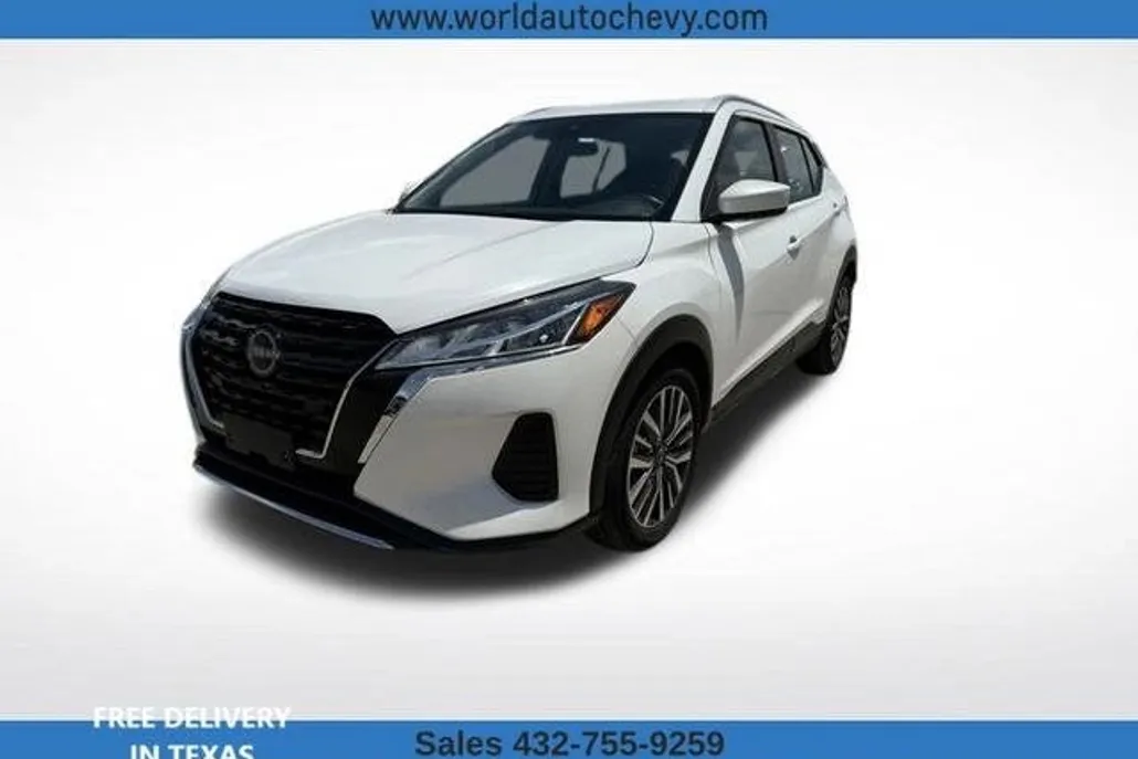 2023 Nissan Kicks SV photo 1