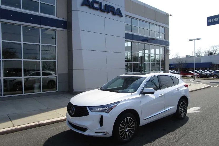 2025 Acura RDX Advance photo 1