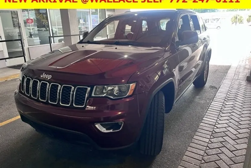 2020 Jeep Grand Cherokee Laredo E photo 1