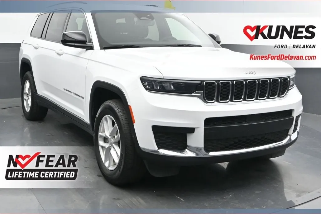 2024 Jeep Grand Cherokee Laredo photo 1